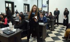 Foto de la galería: Reconocimientos de Interés Municipal para la obra de Juan Ramón Fariña y Cascos Azules 