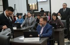 Foto de la galería: Reconocimientos de Interés Municipal para la obra de Juan Ramón Fariña y Cascos Azules 