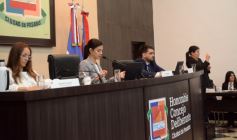 Foto de la galería: Reconocimientos de Interés Municipal para la obra de Juan Ramón Fariña y Cascos Azules 