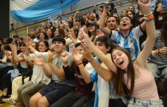 Foto de la galería: El público colmó el CePARD y vibró en el partido de la Selección Argentina de Vóley ante Venezuela 