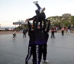 Foto de la galería: El clima mundialista se disfrutó en el Parque Paraguayo con juegos, kermés y entretenimientos 