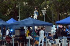 Foto de la galería: El clima mundialista se disfrutó en el Parque Paraguayo con juegos, kermés y entretenimientos 