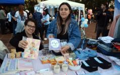 Foto de la galería: El clima mundialista se disfrutó en el Parque Paraguayo con juegos, kermés y entretenimientos 