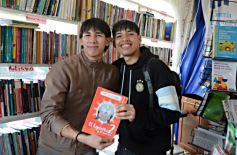 Sixto Fotografías. Sociedad. Cultura y sociedad - La Feria del Libro contó con gran convocatoria de participantes que reafirmaron la pasión por la lectura