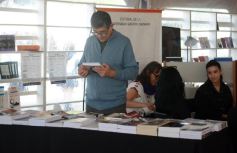Foto de la galería: La Feria del Libro contó con gran convocatoria de participantes que reafirmaron la pasión por la lectura