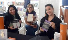 Foto de la galería: La Feria del Libro contó con gran convocatoria de participantes que reafirmaron la pasión por la lectura