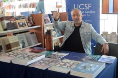 Foto de la galería: La Feria del Libro contó con gran convocatoria de participantes que reafirmaron la pasión por la lectura