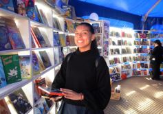 Foto de la galería: La Feria del Libro contó con gran convocatoria de participantes que reafirmaron la pasión por la lectura