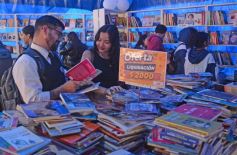 Foto de la galería: La Feria del Libro contó con gran convocatoria de participantes que reafirmaron la pasión por la lectura
