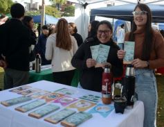 Foto de la galería: La Feria del Libro contó con gran convocatoria de participantes que reafirmaron la pasión por la lectura