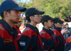 Foto de la galería: Emotiva ceremonia por el Día de los Bomberos Voluntarios en la sede de Itaembé Miní en Posadas