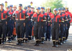 Foto de la galería: Emotiva ceremonia por el Día de los Bomberos Voluntarios en la sede de Itaembé Miní en Posadas