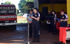 Foto de la galería: Emotiva ceremonia por el Día de los Bomberos Voluntarios en la sede de Itaembé Miní en Posadas