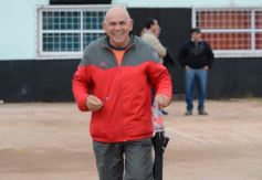 Foto de la galería: Glorias del fútbol misionero estuvieron presentes en J.G Brown a beneficio de Pety Ávalos