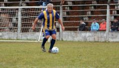 Foto de la galería: Glorias del fútbol misionero estuvieron presentes en J.G Brown a beneficio de Pety Ávalos