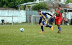 Foto de la galería: Glorias del fútbol misionero estuvieron presentes en J.G Brown a beneficio de Pety Ávalos