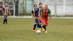 Foto de la galería: Glorias del fútbol misionero estuvieron presentes en J.G Brown a beneficio de Pety Ávalos