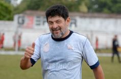 Foto de la galería: Glorias del fútbol misionero estuvieron presentes en J.G Brown a beneficio de Pety Ávalos