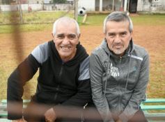 Foto de la galería: Glorias del fútbol misionero estuvieron presentes en J.G Brown a beneficio de Pety Ávalos