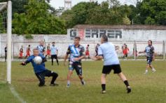 Foto de la galería: Glorias del fútbol misionero estuvieron presentes en J.G Brown a beneficio de Pety Ávalos