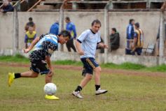 Foto de la galería: Glorias del fútbol misionero estuvieron presentes en J.G Brown a beneficio de Pety Ávalos