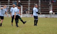 Foto de la galería: Glorias del fútbol misionero estuvieron presentes en J.G Brown a beneficio de Pety Ávalos