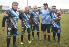 Foto de la galería: Glorias del fútbol misionero estuvieron presentes en J.G Brown a beneficio de Pety Ávalos