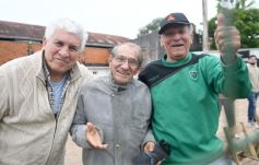 Foto de la galería: Glorias del fútbol misionero estuvieron presentes en J.G Brown a beneficio de Pety Ávalos