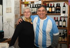 Foto de la galería: La tercera Festreaming en calle Colón con temática mundialista y solidaria