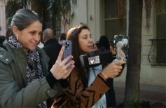 Foto de la galería: El frío no frena la movida mañana periodística en la ciudad 