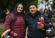 Foto de la galería: "Bandera Solidaria" en la plaza 9 de Julio, festival cultural que reunió donaciones para los más necesitados