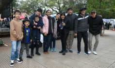 Foto de la galería: "Bandera Solidaria" en la plaza 9 de Julio, festival cultural que reunió donaciones para los más necesitados