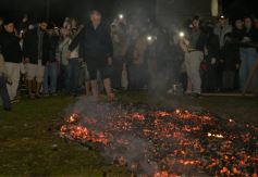Foto de la galería: Noche de San Juan: multitudinaria muestra de fe y tradición 