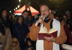 Foto de la galería: Noche de San Juan: multitudinaria muestra de fe y tradición 