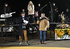 Foto de la galería: Noche de San Juan: multitudinaria muestra de fe y tradición 