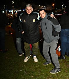 Foto de la galería: Noche de San Juan: multitudinaria muestra de fe y tradición 