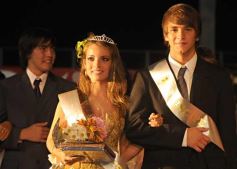 Foto de la galería: Anfiteatro:Elección Reina-Rey-2009