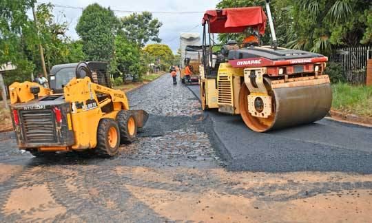 Municipio de Garupá: avanzan las obras de asfaltado en Ñu Porá