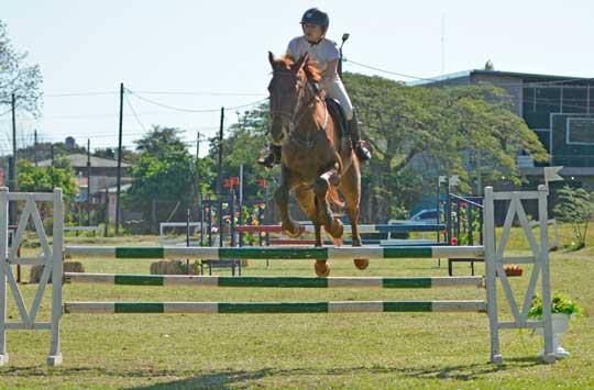 Se viene el Torneo de Salto - Copa Seguridad Misiones en la Cabaña La Armonía de San José