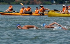 Todos al agua: invitan a clases de natación entre las actividades gratuitas en la ciudad