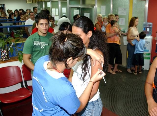 Dengue: arrancó la primera etapa de la vacunación gratuita en la provincia