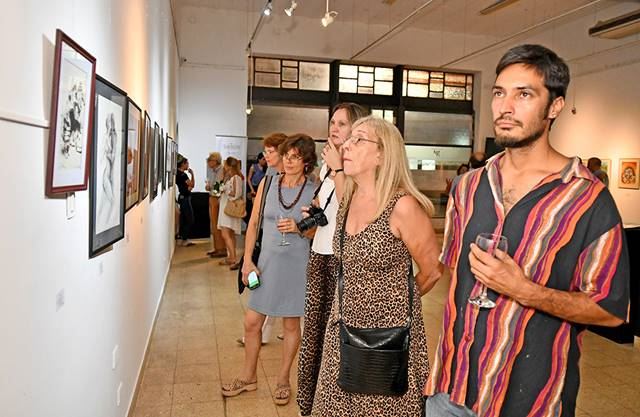 Dia de la Cultura Misionera: invitan a la apertura de la Muestra "Gobernadores" en el Yaparí