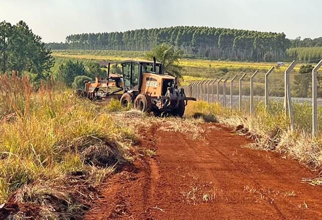 Emergencia Ígnea: Energia de Misiones, Vialidad y Bomberos de la Policia avanzan en tareas conjuntas para prevenir incendios