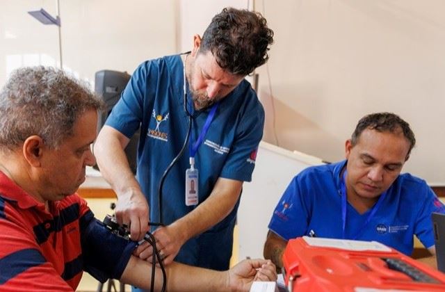 Noviembre Azul: comenzaron las actividades de prevención y concientización sobre la salud masculina 