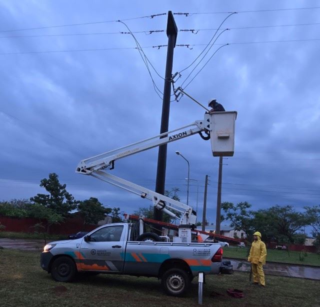 Energía de Misiones logró normalizar el 90% del servicio después de la tormenta 