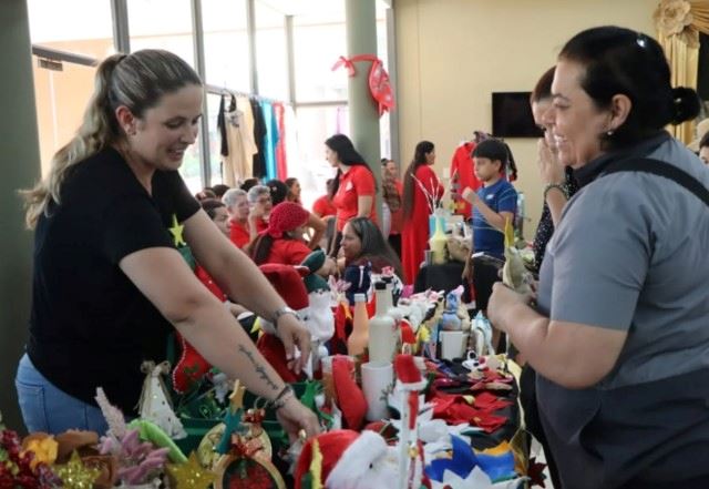 Se realizó la Expo Talleres de las Escuelas para Jóvenes y Adultos y del CFP 1 en el Centro de Prevención