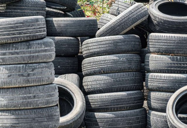 Imagen de la noticia: Avanza el retiro de neumáticos en desuso para eliminar potenciales criaderos de mosquitos