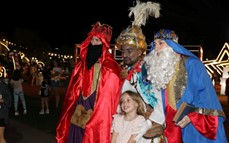 Los niños vivieron una tarde mágica con los Reyes Magos en el Parque de las Fiestas