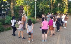 Exitoso paseo guiado por el recorrido histórico de Villa Urquiza 