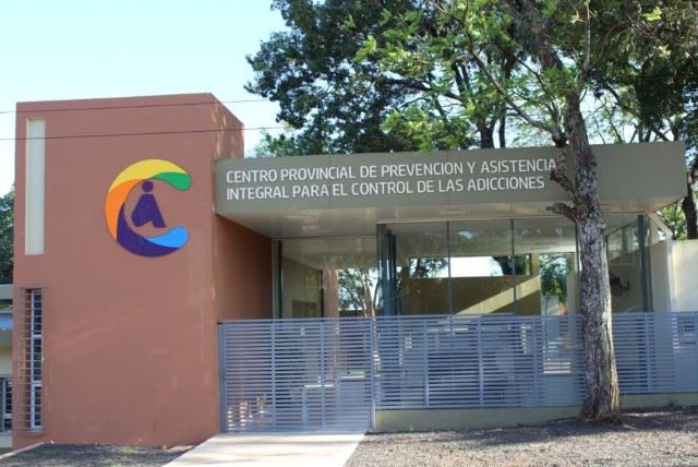 En el Centro de Prevención de Adicciones se brindan talleres psicoterapéuticos destinados a pacientes ambulatorios y familiares